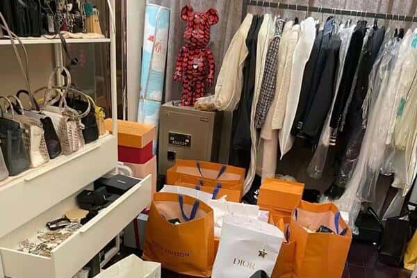 南京秦淮区回收一线品牌衣服
